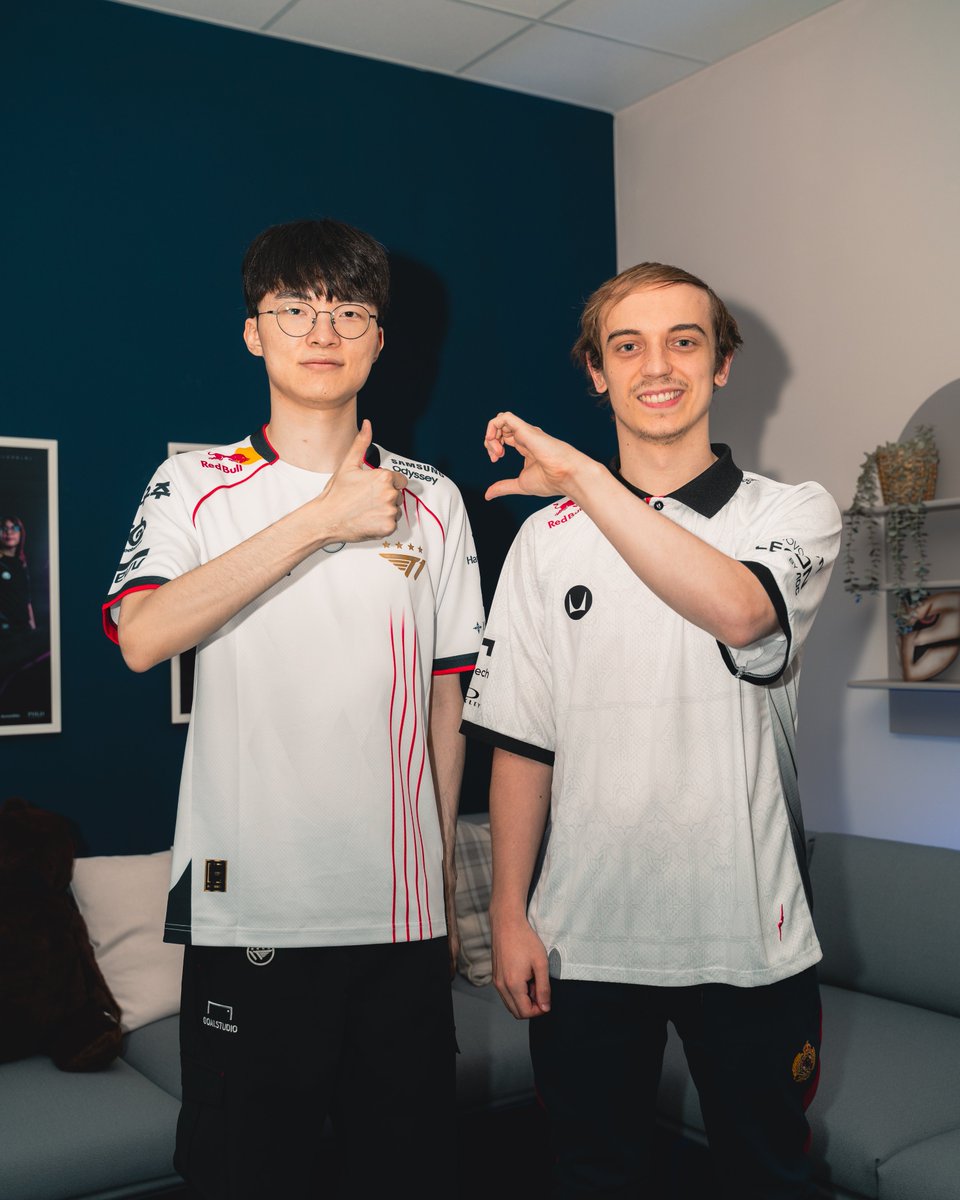 G2League's tweet photo. Welcome to the Swiss Stage besties 😎 https://t.co/59EfkfTQ4t