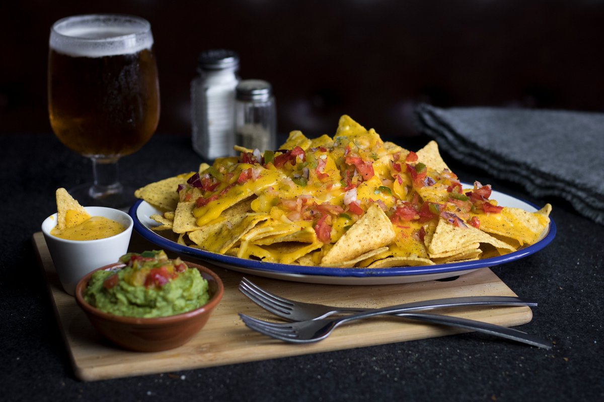 🎳 ¿𝗕𝘂𝘀𝗰𝗮𝗻𝗱𝗼 𝗽𝗹𝗮𝗻𝗮𝘇𝗼 𝗽𝗮𝗿𝗮 𝗰𝘂𝗮𝗹𝗾𝘂𝗶𝗲𝗿 𝘁𝗮𝗿𝗱𝗲 𝗲𝗻 𝗠𝗮𝗱𝗿𝗶𝗱?

En Bowling Chamartín tenemos el combo perfecto de diversión, risas y buen rollo 😎

#planesmadrid #bolerachamartin