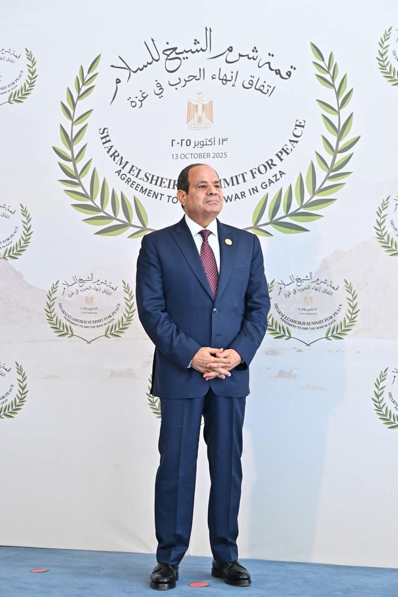أنا تاج العلاء في مفرق الشرق.. 
ودراته فرائد عقدي..

صباح الخير والنصر من مصر.. أرض العزة والكرامة 🇪🇬🇪🇬