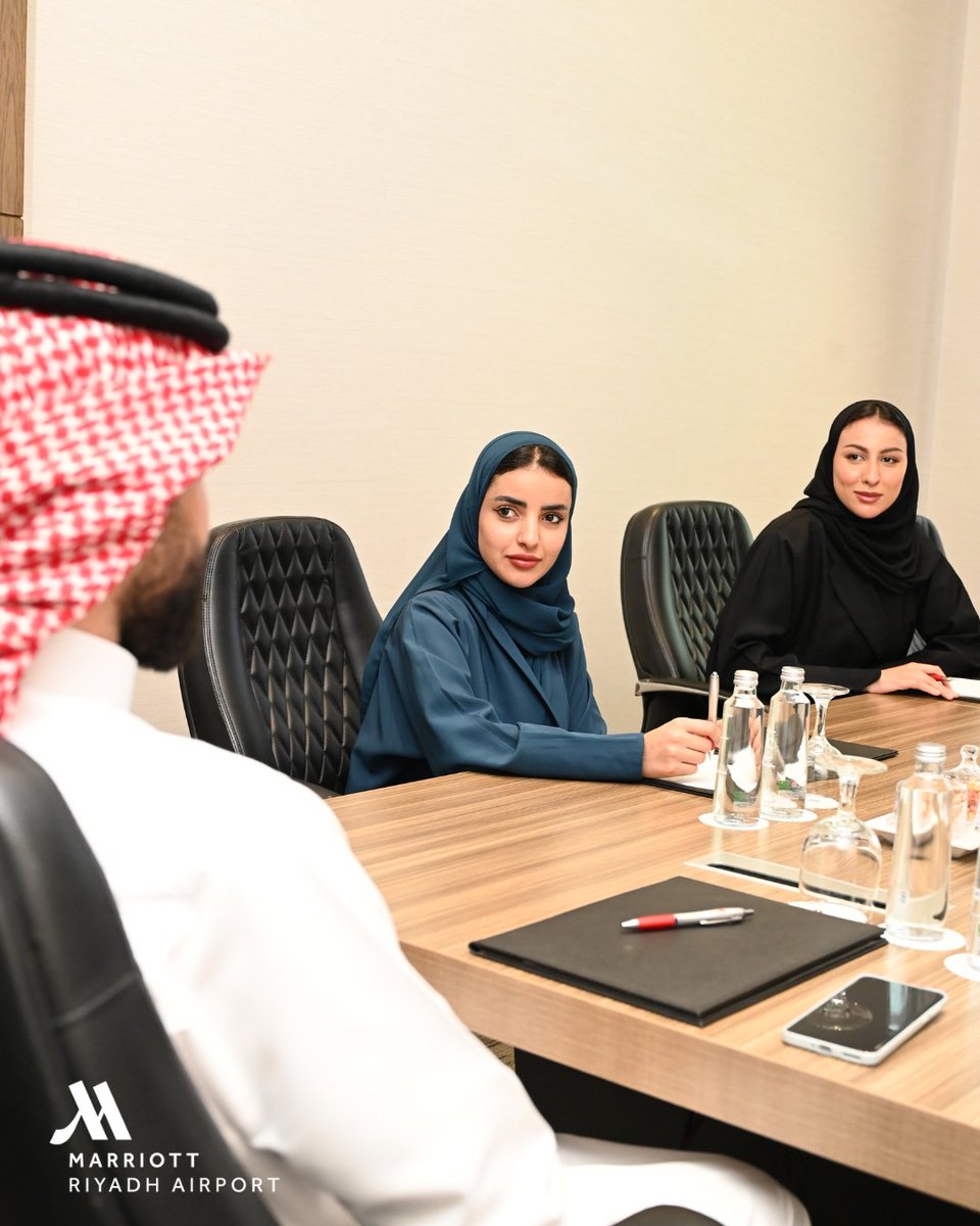 قاعات اجتماعات ماريوت مطار الرياض
 حيث يبدأ طريقك نحو التميّز بخطوة.

Marriott Riyadh AirPort Meeting Rooms
Where your path to excellence begins.

#ماريوت_مطار_الرياض 
#RiyadhAirPortMarriott