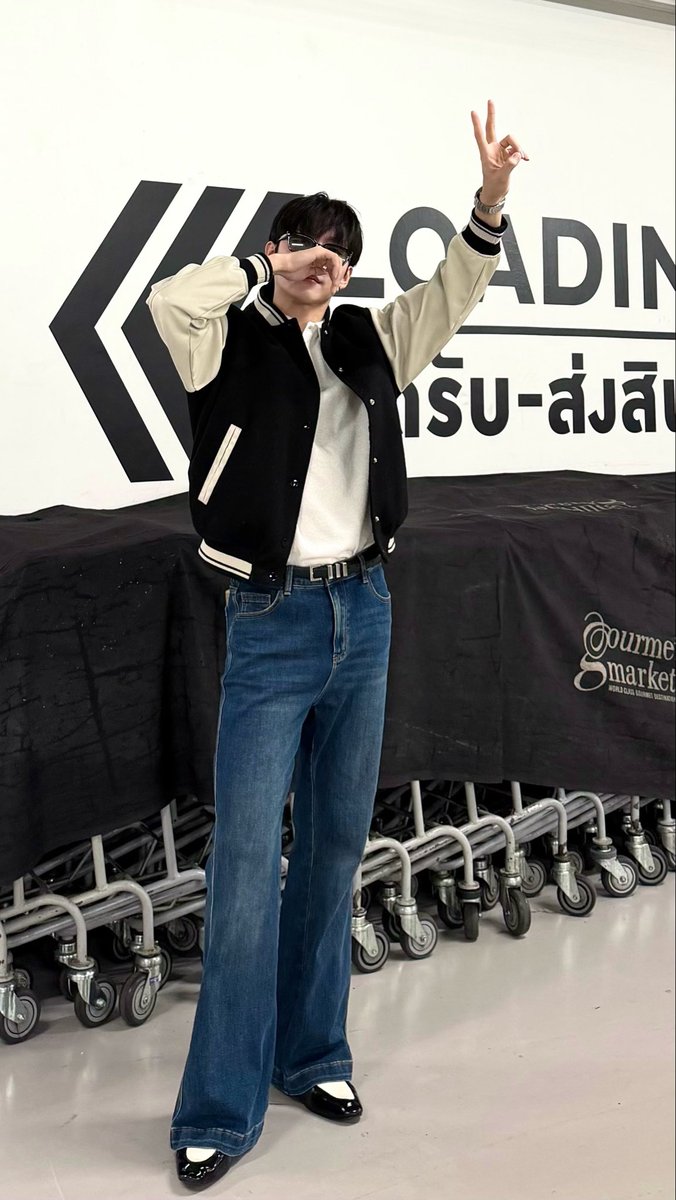 MSiwatofficial's tweet photo. RedNote Update

#MSIWAT 
#MarkSiwat https://t.co/Qin7e63VYl