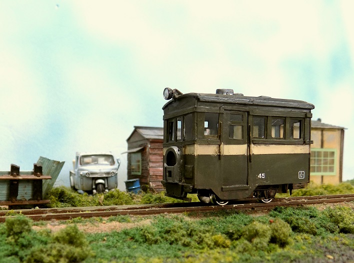 てた ホンダ DIO ZX / ディオ ( AF28 ) 標準取付 スパークプラグ NGK BR6HSA