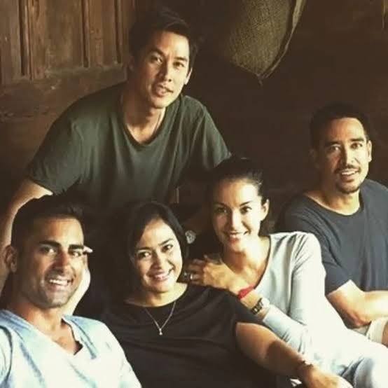 Growing up felt easier with them around.. Thank you VJ utt, mike, sarah sechan, nadya hutagalung, and jamie