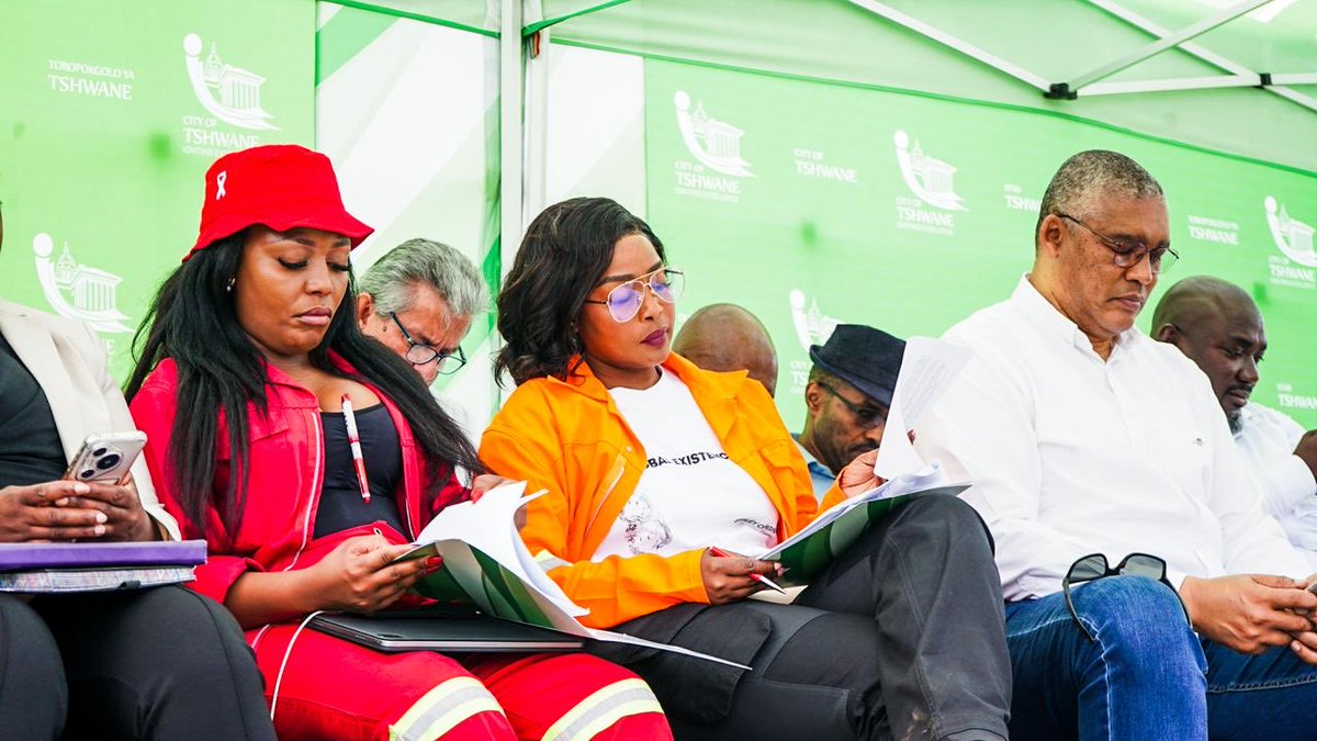 Tlangi Mogale: CoT MMC Roads&Transport🖤💚💛 🇿🇦 tweet media