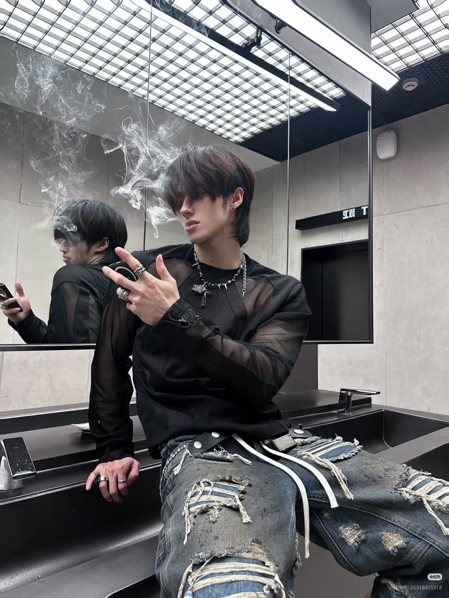 ⸻̸──̶ͯ ͯ݁ 𝕭𝒐𝒏𝒏𝒊. ᵃˡᵗ tweet media