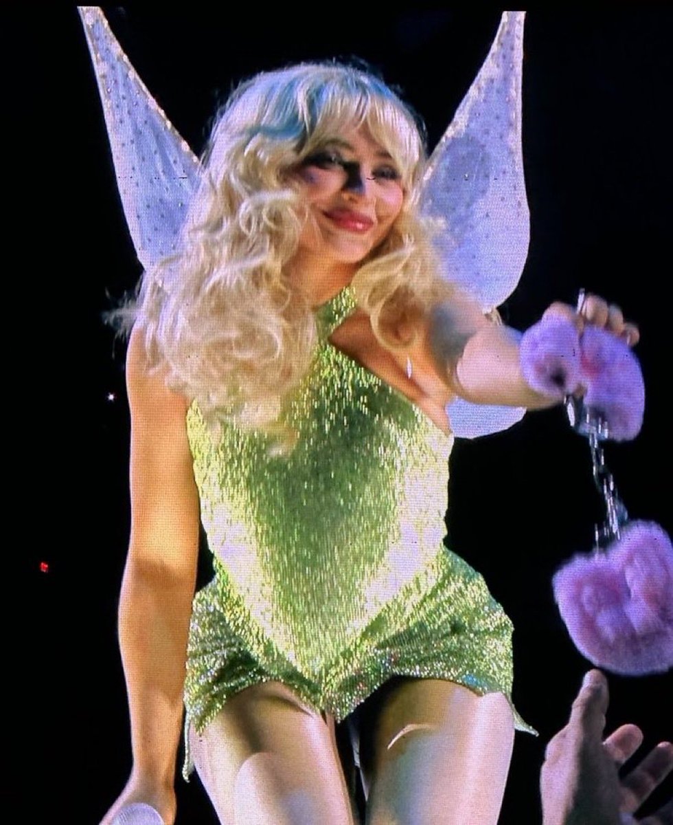 brinapresso's tweet image. twinklebrina
#sabrinacarpenter #mansbestfriend #ACL2 #austincitylimits