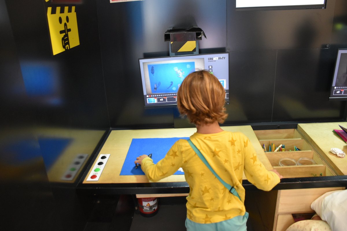 🎨👧🧒 Tallers, contacontes, jocs de fusta, ludoteques, teatre i molt més!
Els més petits també viuen la màgia de la Primera Fira d’Inca 🌿✨
Consulta tot el programa aquí 👉 incaciutat.com/fires-inca-2025 #FiresInca2025 <a href="/incaciutat/">Ajuntament d’Inca</a> <a href="/dijousbo/">Fires Inca 2025</a> 🎪🎈