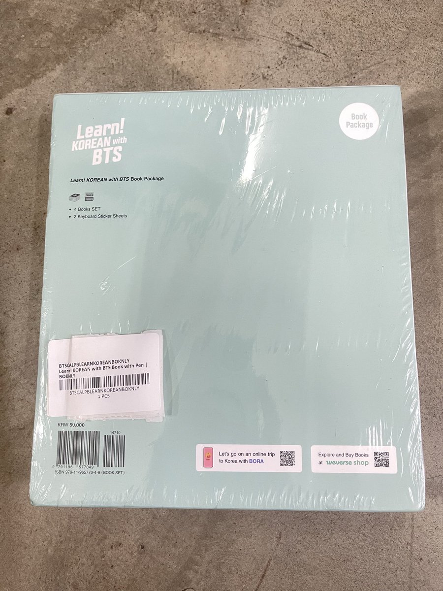 citraVH's tweet photo. WTS LEARN KOREAN WITH BTS BOOK PACKAGE ( 4 books set 2 keyboard sticker sheet) 
sisa 1
from 865K now only 450K

pengiriman dr tebet, jakarta

COD, tokoed, oren ✅ https://t.co/wcGLM3nyS6