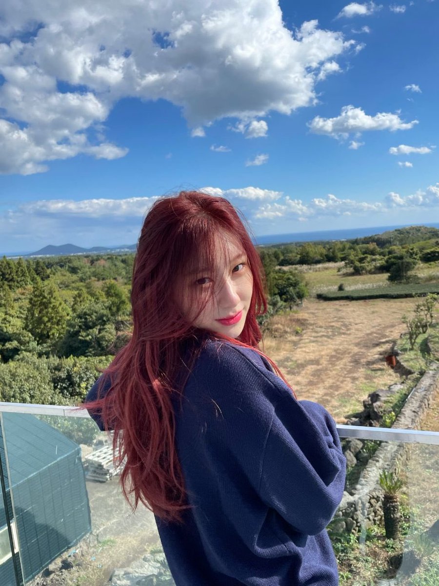 itzybubblle's tweet image. [ 010322 ]  - 🦊