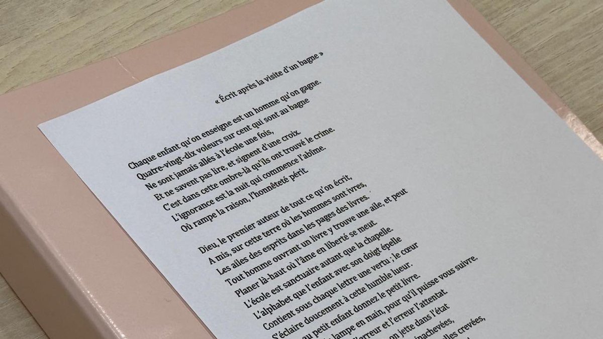 Au lycée Fénelon de Lille ce matin et partout en France, nous rendons hommage à Dominique Bernard et Samuel Paty, tous les deux victimes du terrorisme islamiste. 

Ils ont été pris pour cibles parce qu’ils enseignaient, transmettaient nos valeurs et formaient des esprits libres :