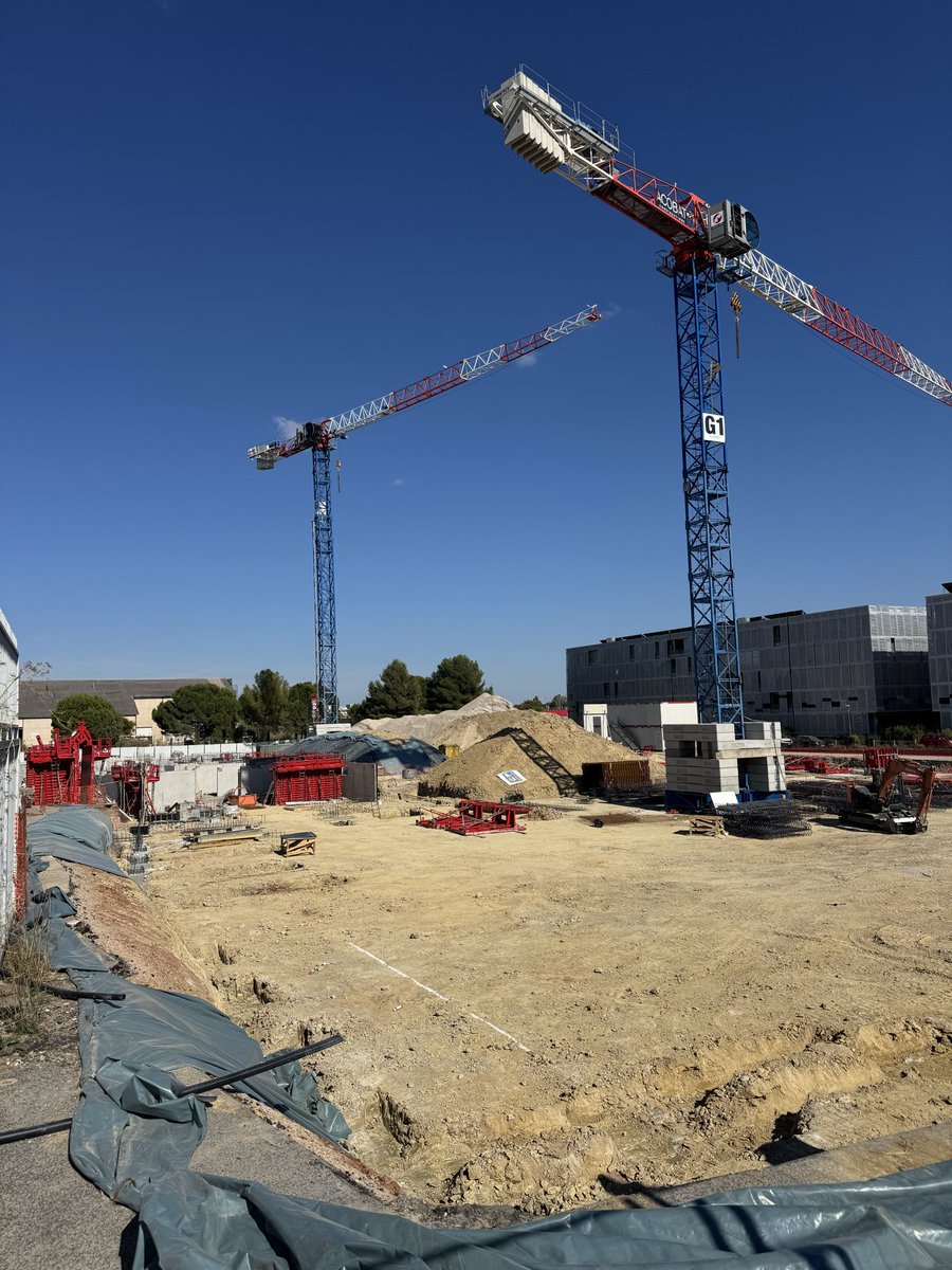 Vente de banches à Montpellier 

#Ilonmateriel #banche #beton #chantier #batiment #btp #construction #coffrages #voile #kalıp #materielbtp #grosoeuvre #grue #vinç #perpignan #pyrenneesorientales #Montpellier