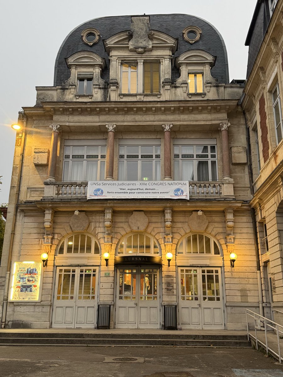 🔔 Ouverture du XIIIe congrès national de l’UNSa SJ à Besançon. 

📢 « Hier, aujourd’hui, demain … forts ensemble pour construire notre avenir »

#unsa #unsasj #servicesjudiciaires #congres #legrandkursaal