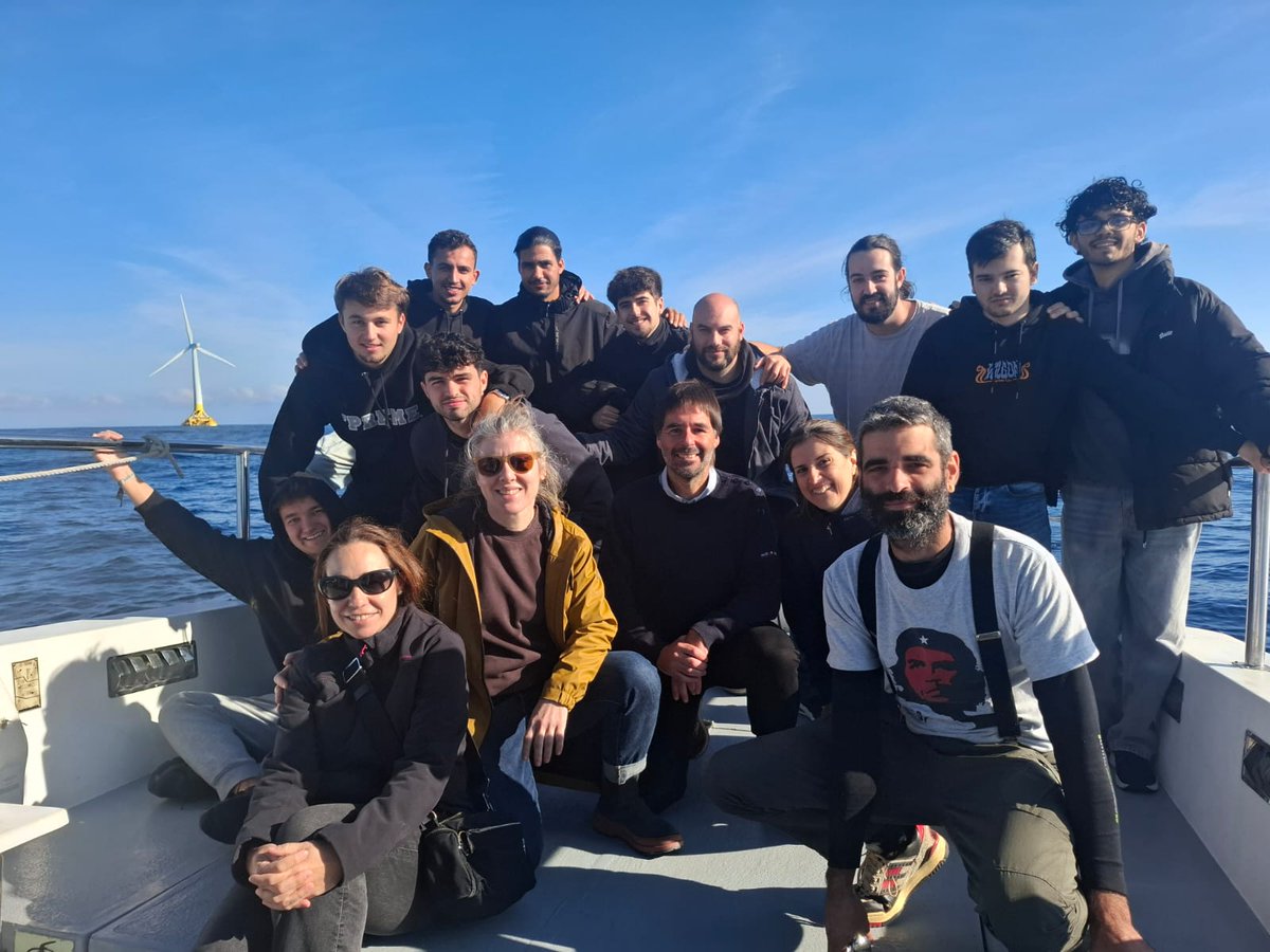 Santurtziko LHFP zentroko Energia Berriztagarrien goi-mailako graduko ikasleek BiMEPeko itsas instalazioak bisitatu dituzte. Bertan, egiten ari diren saiakuntzak eta proiektuak ezagutu dituzte, baita energia berriztagarrien arloko lan-aukerak ere.