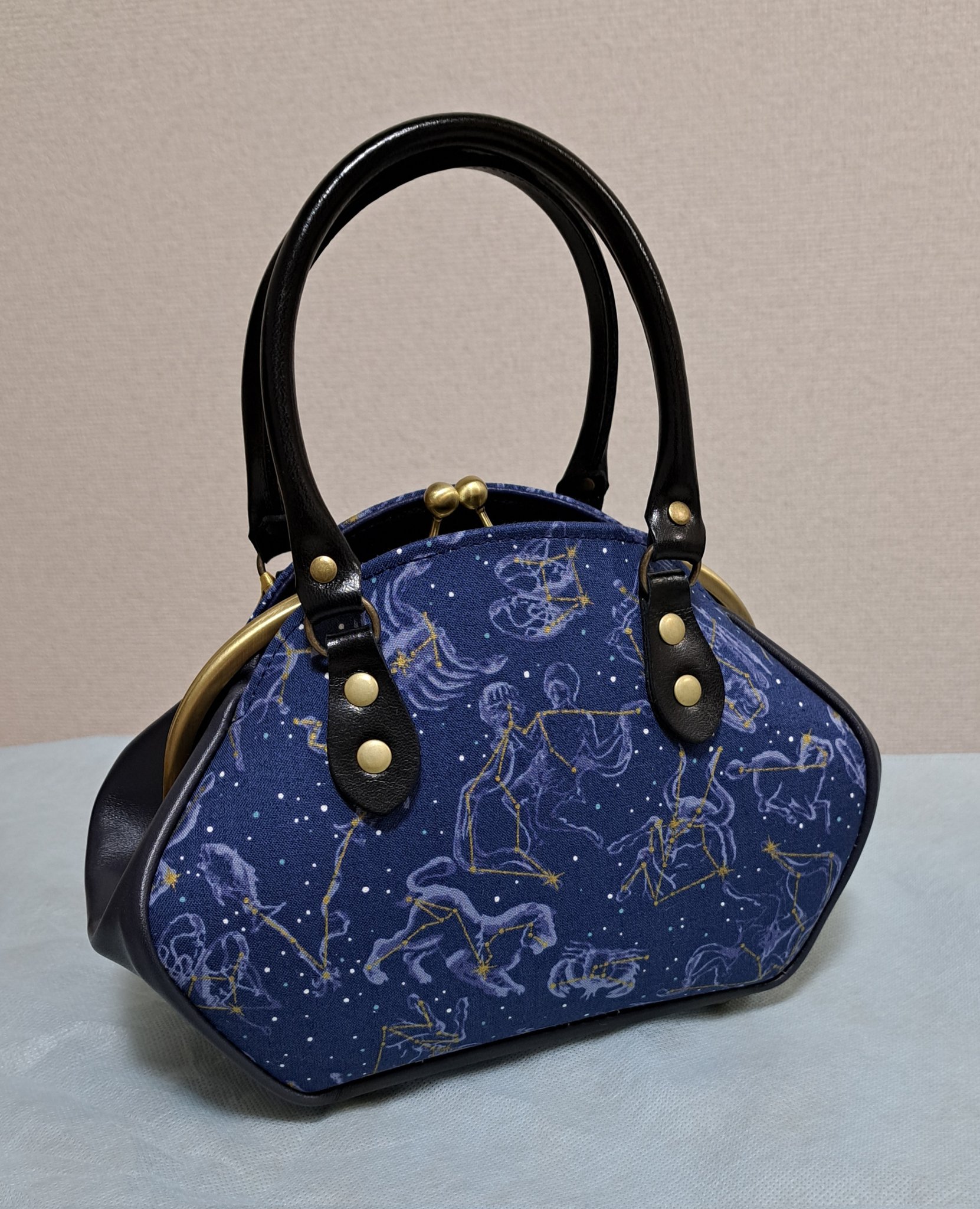 リンブッソル バルドゥリバッグ ネイビー リンブッソル バルドゥリバッグ ネイビー リンブッソル バル