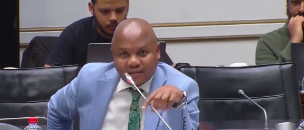You can see brother woke up very early to eat heavy breakfast and drank 3 cans of Mofaya to Cook Sibiya 😭😭😭😭😭