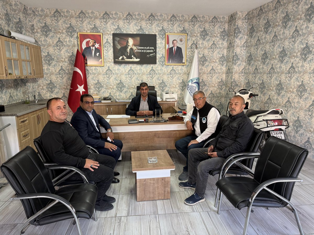 Temizlik birimi olarak,müdürümüz,koordinatörümüz ve bölge şefleriyle beraber mahalle muhtarımızı ziyaret edip çalışmaları yerinde inceledik.Muhtarımızın talep ve isteklerini dinledik.Tertemiz bir Eyyübiye için durmadan çalışmaya devam ediyoruz. 
📍Kadıoğlu