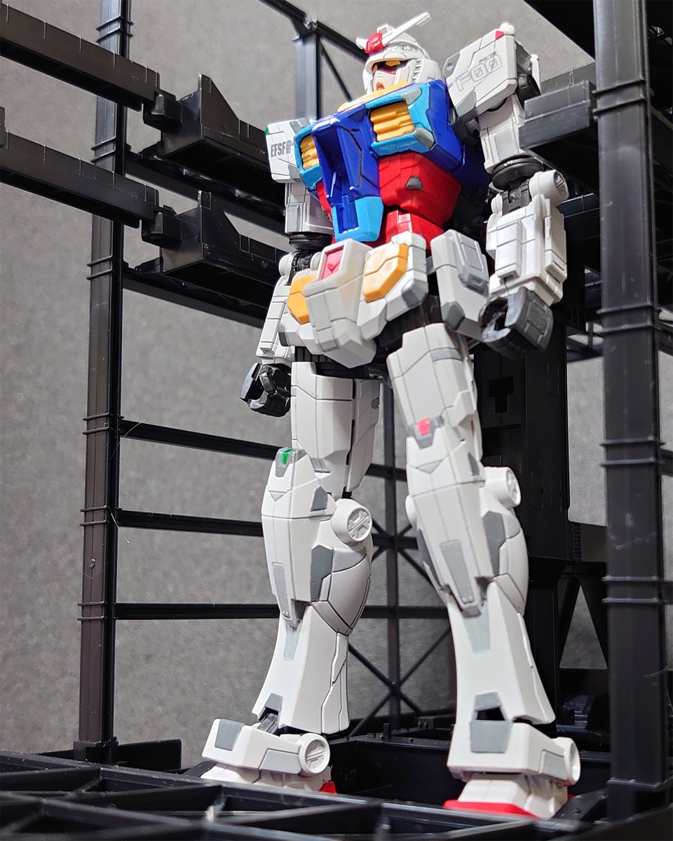 loviater's tweet photo. ♦️完成♦️
1/144 RX-78F00 ガンダム&ガンダムドック
大阪万博終わりましたね~
結局、行く隙間が無く終わってしまった
色々もったいない😅
横浜ガンダムはどこへいくのか、、、
いや、私の手元にあるか!🤣
#GNFP #ガンプラ #GNUC https://t.co/z9YpkHuNsj
