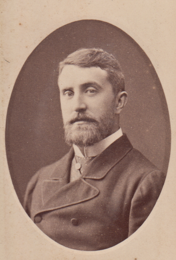 #TalDíaComoHoy, un 14 de octubre de 1854, nacía Edward Farquharson Johnston, presidente fundador del <a href="/SevillaFC/">Sevilla Fútbol Club</a> en 1890.

#WeAreSevilla #NuncaTeRindas
