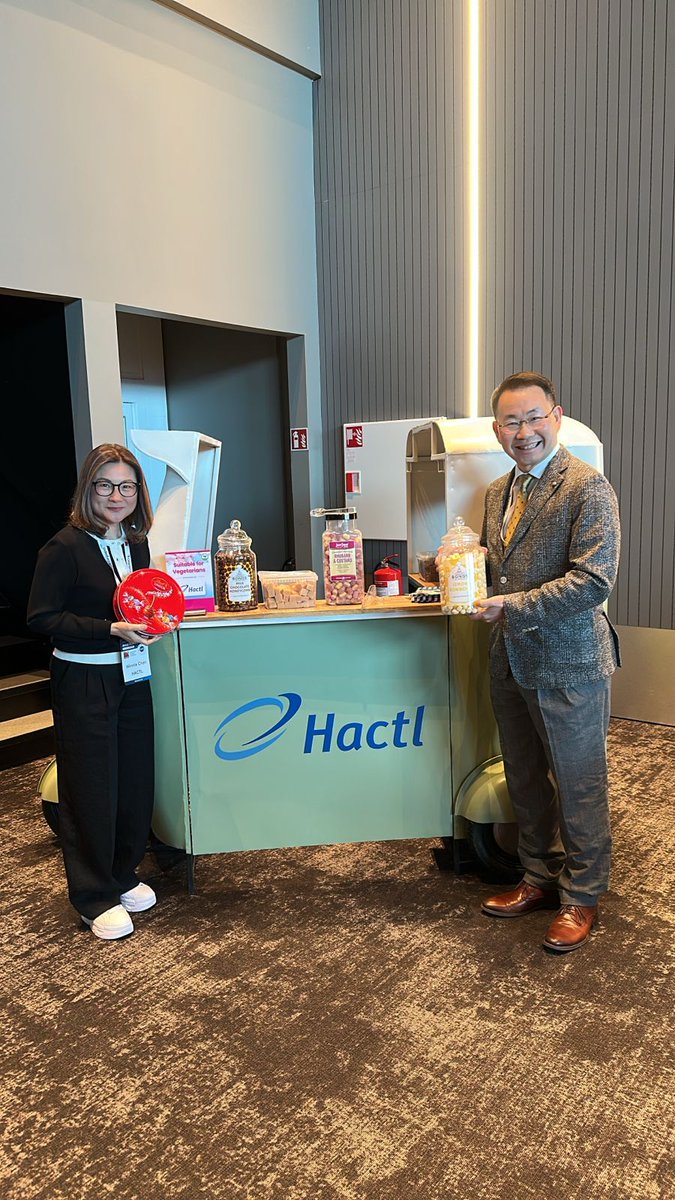 StatMediaNews's tweet image. .@Hactl_HK   Hong Kong Air Cargo Terminals Limited  never fails to surprise!
This time ACHL 2025, they brought along their signature creativity with a Tuk Tuk sweet cart, adding a delightful twist to the conference floor.

#aviationconnect #groundservices #groundhandling