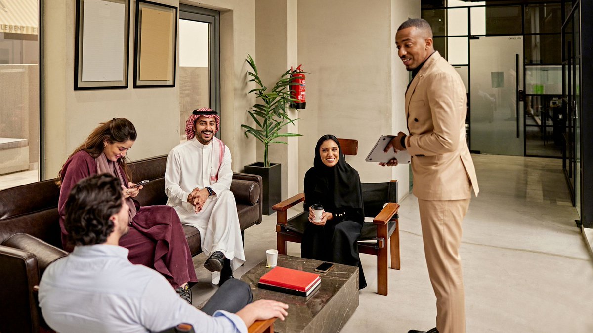 JbCoaches's tweet photo. Global teams need more than strategy, they need cultural intelligence. 🌍
Discover how multicultural leadership turns diversity into collaboration and strength.

https://t.co/1vDwqxbSbC 

#Leadership #ExecutiveCoaching #Culture https://t.co/yngRuWdxv4