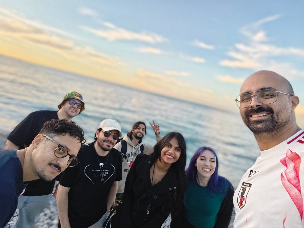 I’m lost for words, a dream come true✨

It was an honour to be the stage manager for the main stage at EVO France and to work with an amazing team!

Thank you <a href="/zDamascus/">Damascus</a> for welcoming us to your beautiful city

<a href="/GL_Abou/">Abou</a> &amp; <a href="/WebediaFR/">webedia</a> for this incredible opportunity🔥

Merci! 🙏🏽