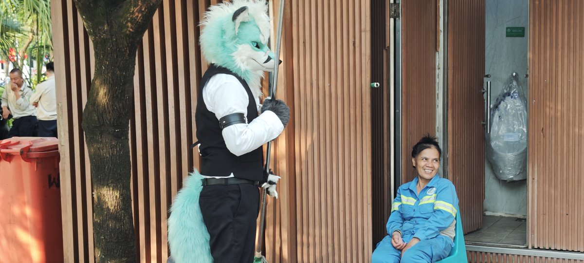 Giữ lòng căm hờn rực cháy, và tay cung sẵn sàng,
Giữ trọng tâm thật vững chãi, gậy vung lên hiên ngang!
----
📸 Bander

#MatchaFox