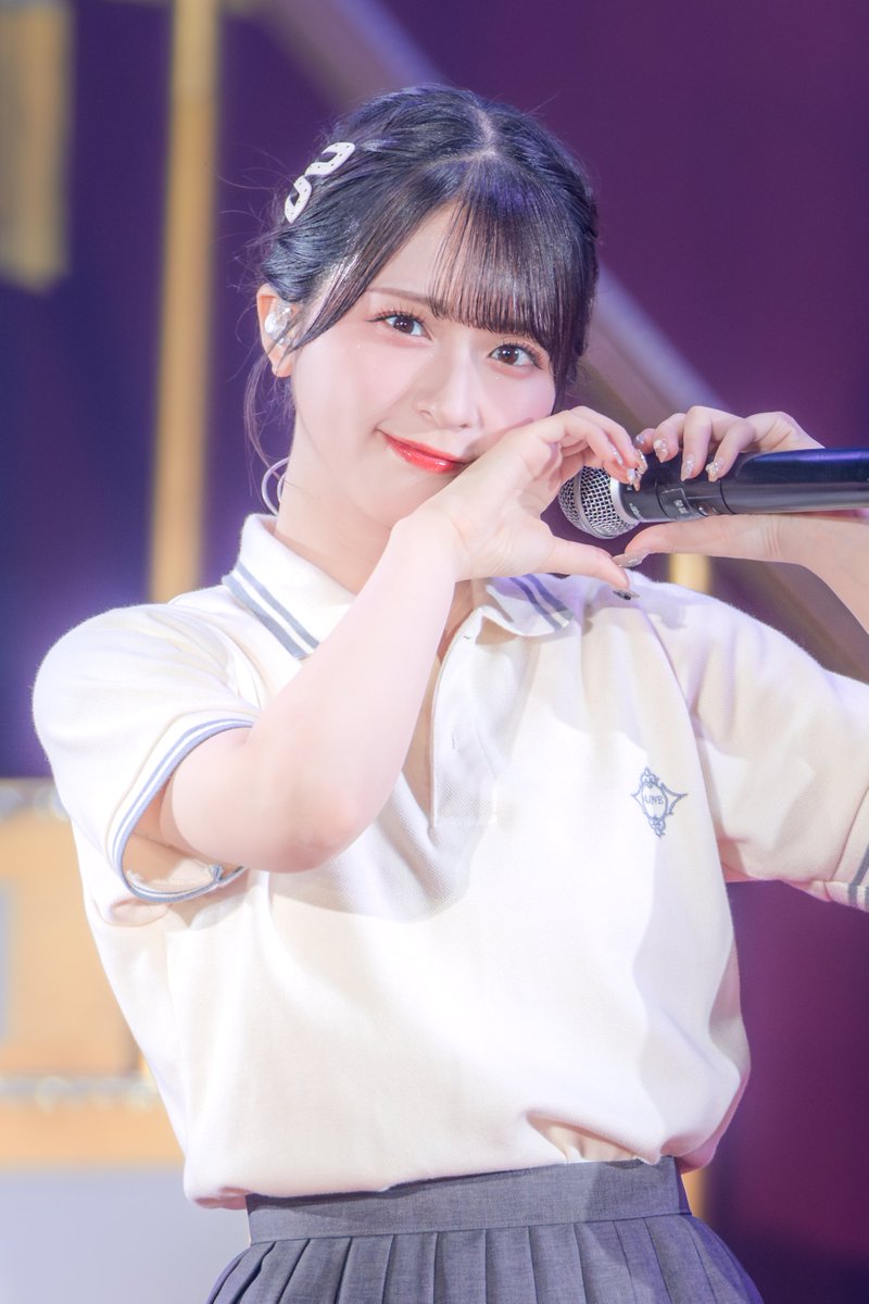 ♡ 。 ♡。 ♡ ♡。 ＼ ｜ ／。 ♡ 𝐿𝒪𝒱𝐸