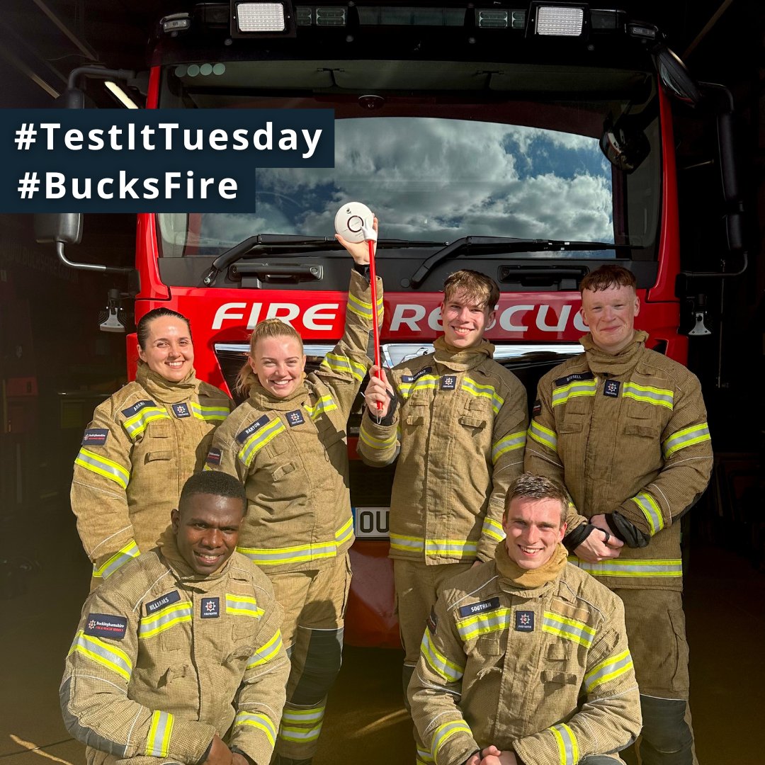 bucksfirerescue's tweet photo. Our new recruits are reminding you to have a working smoke alarm on each level of your home, check that yours work this #TestItTuesday ✅🚒
#BFRS #KeepingYouSafe #BucksFire https://t.co/x7UnHPbomE