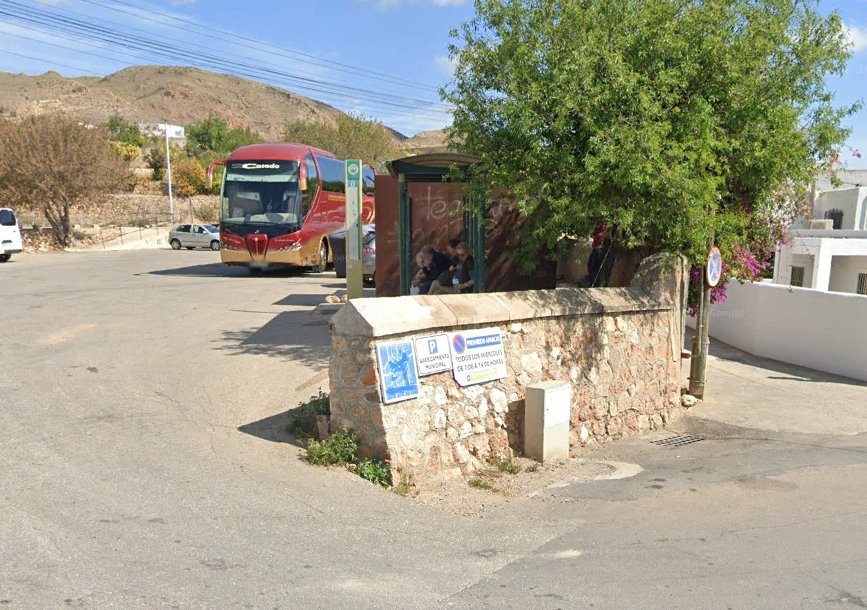 AVISO A L@S VIAJER@S DE NÍJAR. 
Se informa a l@s usuari@s de las líneas metropolitanas de Níjar que a partirde mañana días 15 de octubre la parada del núcleo urbano vuelve a su localización habitual.
<a href="/AytoNijar/">@ayto_nijar</a>