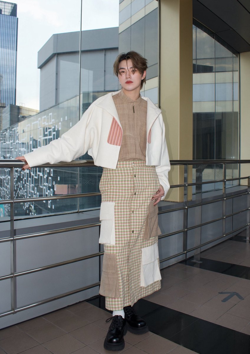 𝐏𝐥𝐞𝐧𝐠𝐭𝐡𝐚𝐢 ในงาน Bangkok International Fashion Week 2025 @ Siam Center ✨

#PLENGTHAI_YNWA 
#SuperThai 
#SiamCenterBIFW2025
#SiamCenterBIFW2025xSuperThai