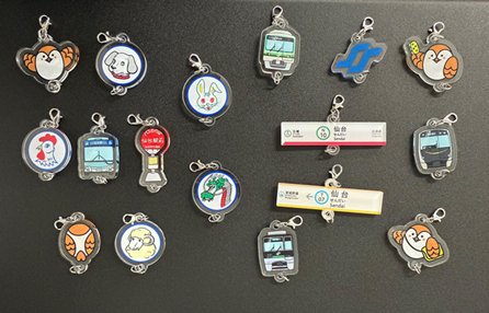 18日の「バス・ちかまつり」で新商品のアクリルキーホルダー（全17種類