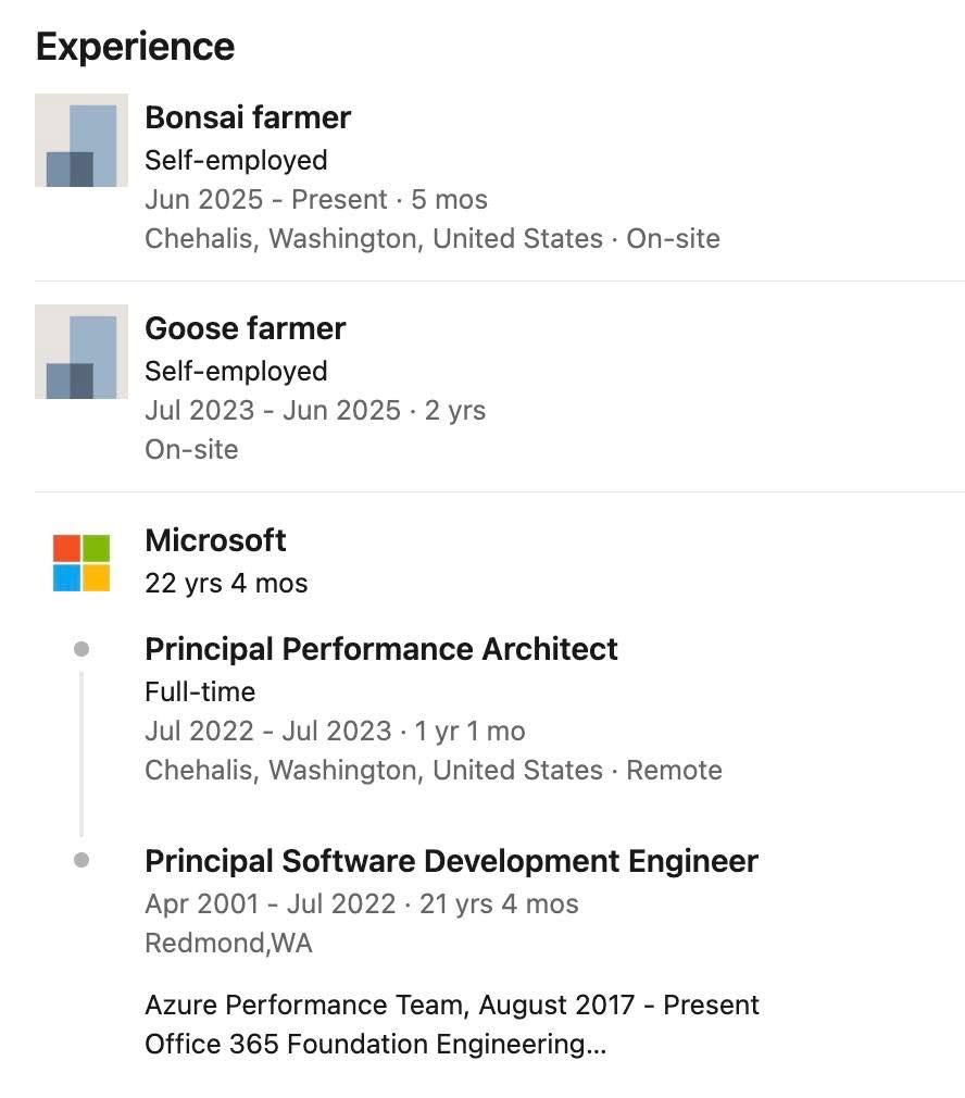 SimJow's tweet image. یادتونه یکی بود بعد از ۲۲ سال کار توی مایکروسافت، رفته بود سراغ غازچرونی؟

حالا از غاز چروندن هم خسته شده و مزرعه پرورش بونسای زده :)