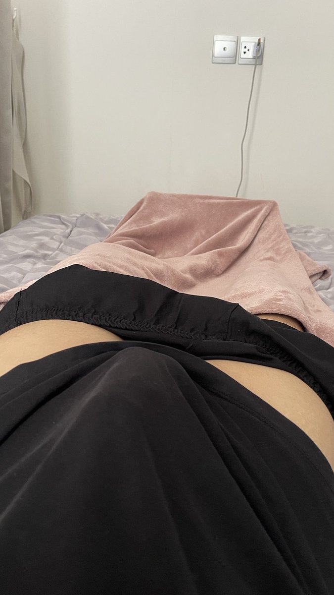 JKxmI8r3oqahCBk's tweet image. อยากโดนอมวะ55555