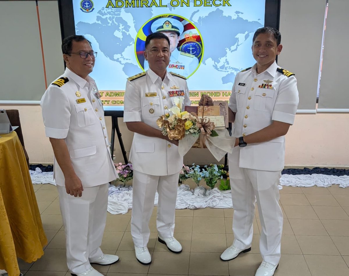Sesi Admiral On Deck Yang Berbahagia Laksamana Pertama Mohd Hasnan bin Mohd Hanafiah, Timbalan Panglima Latihan dan Doktrin TLDM bersama peserta Kursus Kepemimpinan Pegawai TLDM Lanjutan Siri 3/25 telah dilaksanakan pada 13 Oktober 2025.