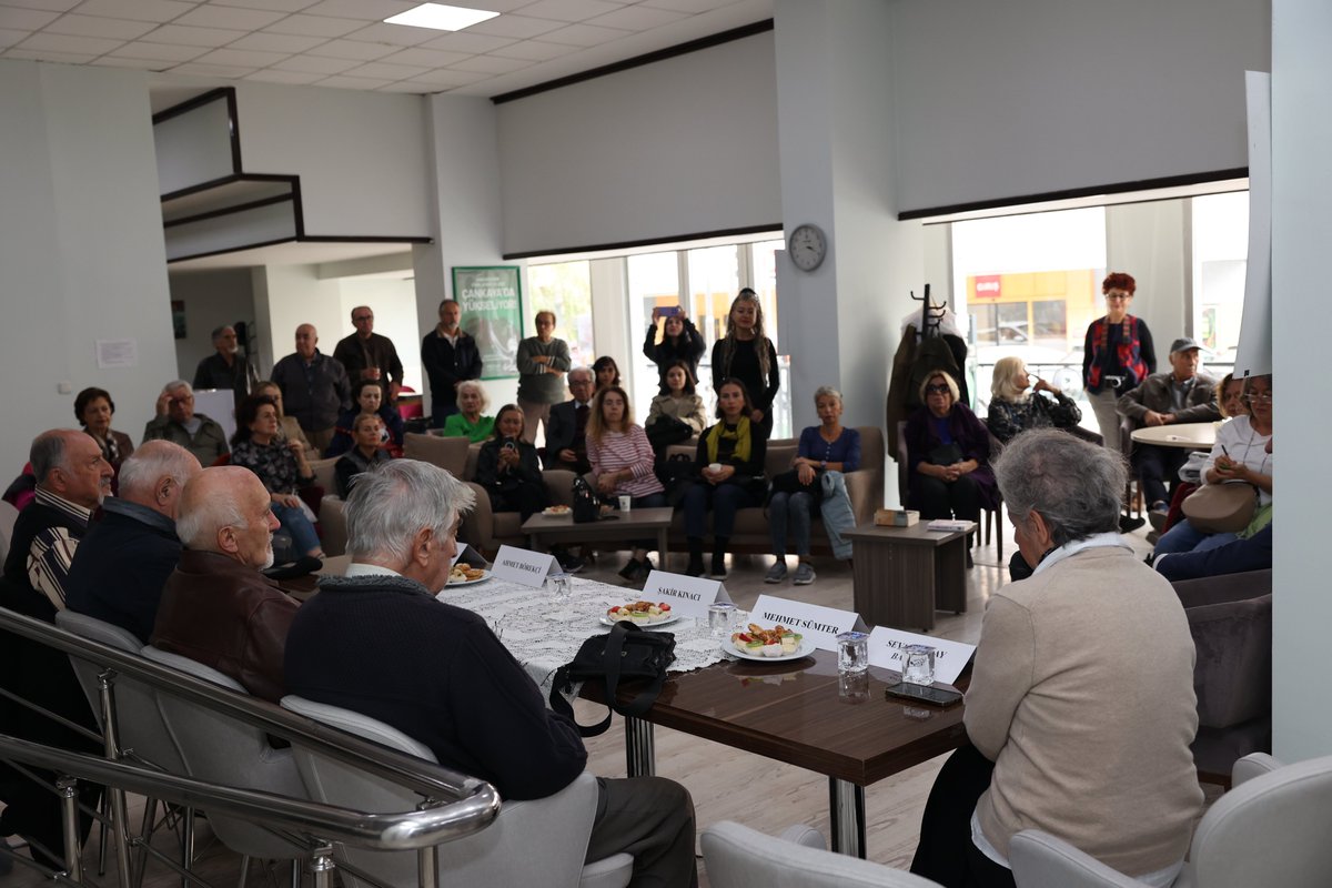 3 Ekim 2025 Ankara'nın başkent oluşunun 102. yıldönümü kutlamasını Ayrancı'nın köklü ailelerinin temsilcileriyle geçmişten bugüne Ankara'yı konuşarak gerçekleştirdik.

#ayrancıfest #ayrancı