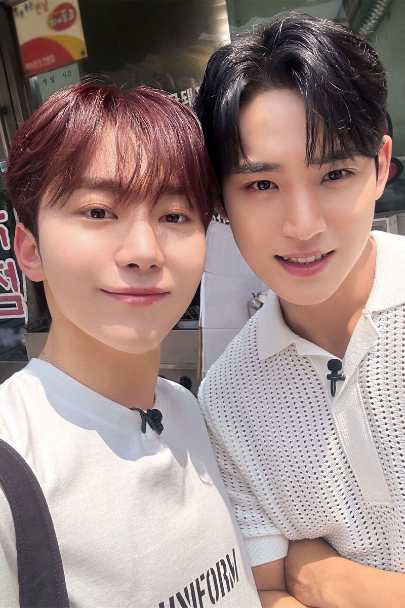 eeungkwan's tweet photo. Mingyu hyung and I swapped hair colors.. 😂 https://t.co/OzFpKlmFhY