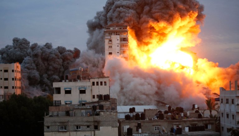 #Gaza, #planTrump, libération des otages, cessez-le-feu, aide #humanitaire, Xavier Lauth de <a href="/Solidarites_Int/">SOLIDARITÉS INTERNATIONAL</a>  témoigne : 
👉defishumanitaires.com/2025/09/29/gaz…

#solidarité #Urgence #eau #famine #ONG