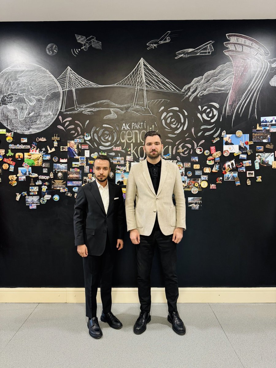 Yusuf ÖZDEMİR (@yusuffzdmr) on Twitter photo Genel Merkez Gençlik Kolları Teşkilat Başkanımız Sn. Osman Nuri Nazlıer’i Genel Merkezimizde ziyaret ettik.
Güler yüzü, samimiyeti ve gençliğe olan ilgisiyle bizlere her zaman ilham veren Osman Başkanımıza nazik kabulleri için teşekkür ediyorum.
Gençliğin enerjisiyle, Genel Merkez Gençlik Kolları Teşkilat Başkanımız Sn. Osman Nuri Nazlıer’i Genel Merkezimizde ziyaret ettik.
Güler yüzü, samimiyeti ve gençliğe olan ilgisiyle bizlere her zaman ilham veren Osman Başkanımıza nazik kabulleri için teşekkür ediyorum.
Gençliğin enerjisiyle,