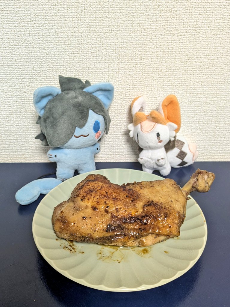 ぽんちゃん、ﾁｬﾝﾗｽﾞ、骨付鶏だよ
#れるぽんず
#まるっともふもふ