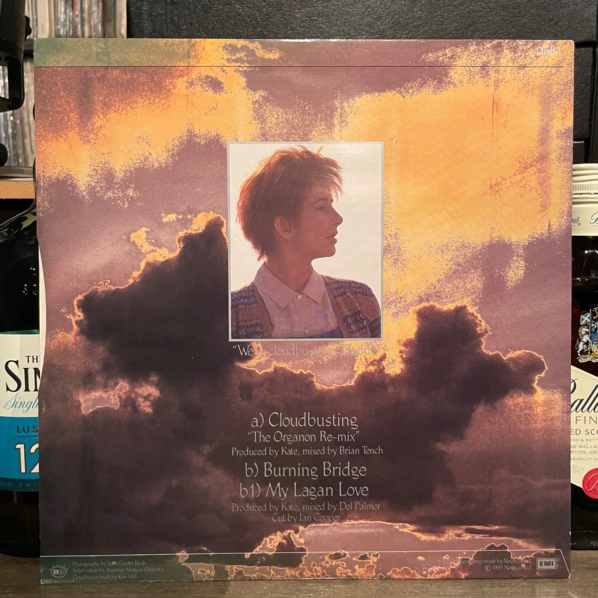MILEHIGHCLUB202's tweet image. ほな12いこか
KATE BUSH / Cloudbusting [14Oct1985, EMI --- 12KB 2]
#OTD #katebush #cloudbusting #HoundsOfLove #listeningbar #vinylbar #musicbar #レコードバー #mhc14102025
youtube.com/watch?v=pllRW9…