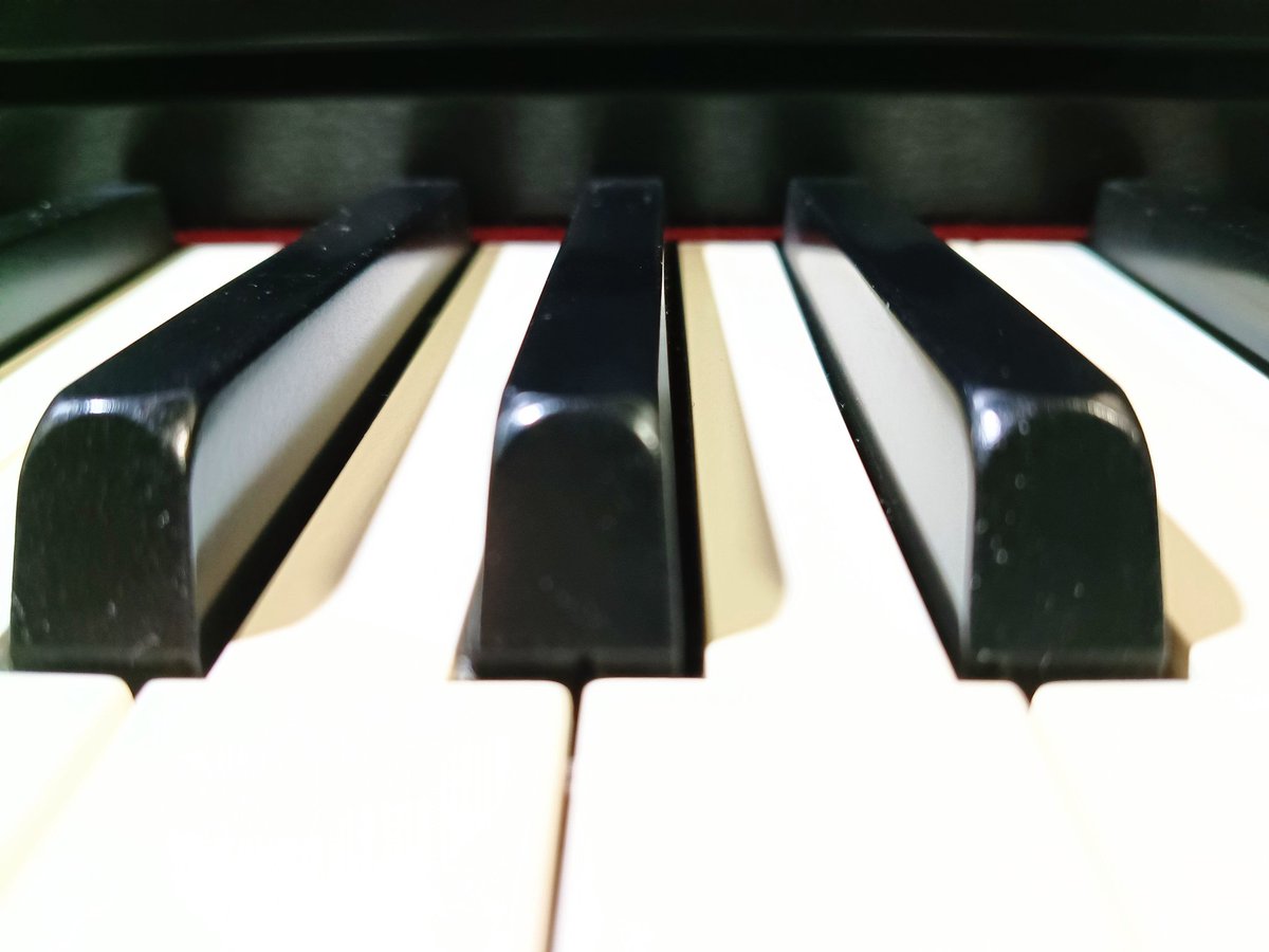 お腹減って指が動かなくなってきた😅
今日の練習はこの辺にしておこう😐