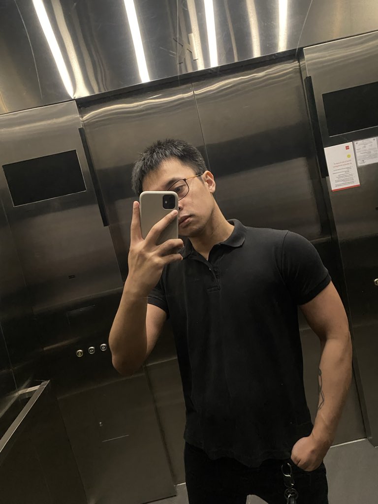 chuckshack14's tweet image. Hmm..