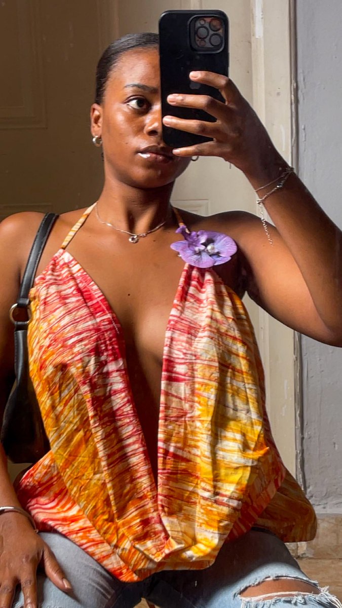 itz_edinam's tweet image. You like my fit ?? 

Use the link to grab yours 👇

instagram.com/threads_and_be…