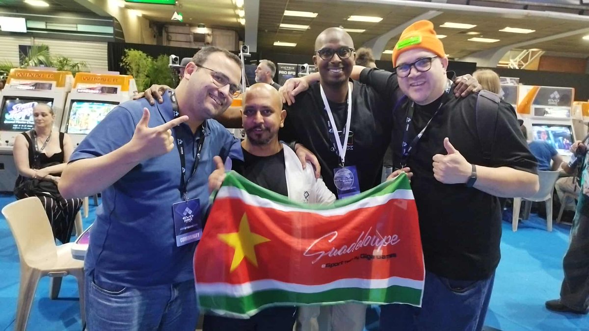 Depuis des années et des années, je regarde l’ <a href="/Evo/">Evo</a> a travers les streams

Cette année, j’y ai participé.

Première édition en France, première expérience, beaucoup d’émotions 🎮🔥

Mon retour complet en capture 👇
<a href="/Evo_France/">Evo France</a> !