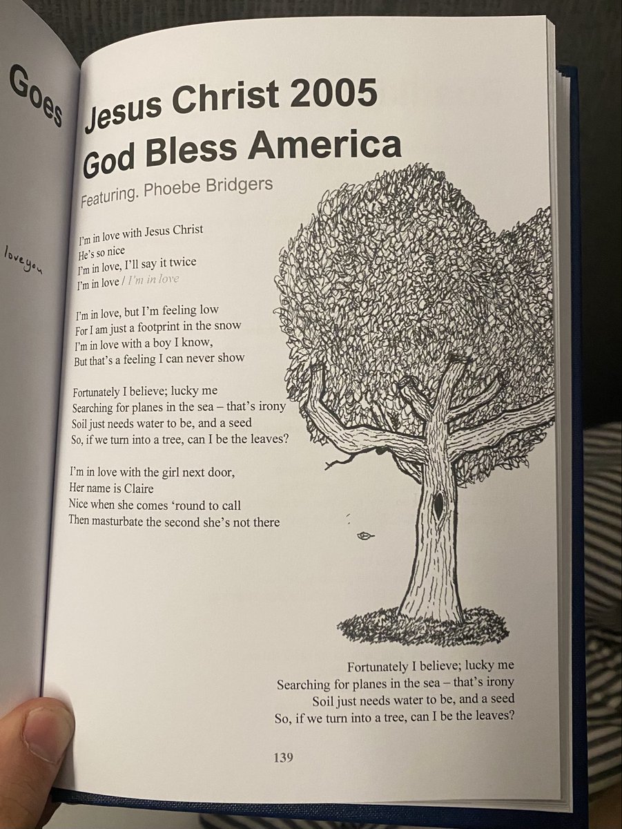 j_greenwood_'s tweet image. BFIAFL turns 3 today so I’m gonna give away one of the last copies of my The 1975 lyric book to someone who rt’s this post (will pick someone at random in like 48 hours, I’ll just ask that you cover postage if outside of the uk pls)