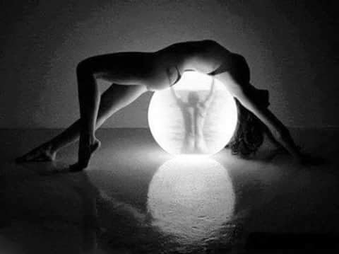 imayoral's tweet image. #Imagination La Luna (él) y tú.