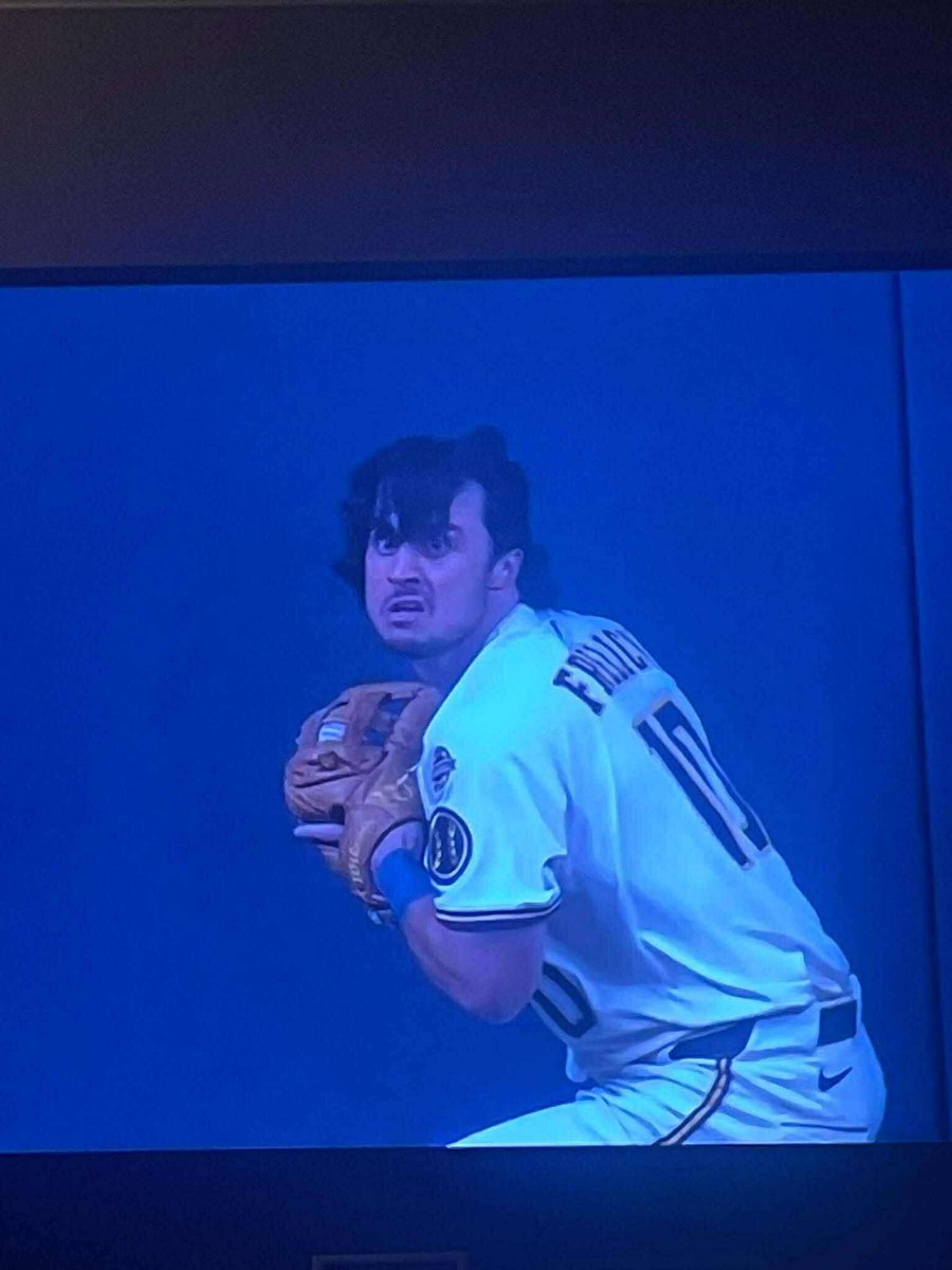 Alex Zank tweet media