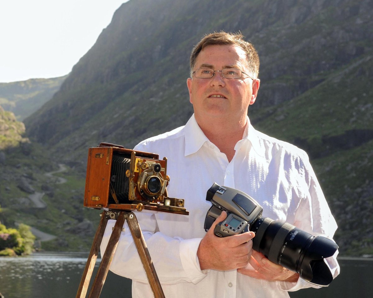 PressPhoto_IRL's tweet image. Don Mac Monagle with (very) old and modern photographic equipment spanning his family's business for over 100 years - all on display with a journey into the archives next Satuday 18th October at the Big Picture Festival in Kinsale.  FREE public event:
eventbrite.com/cc/big-picture…