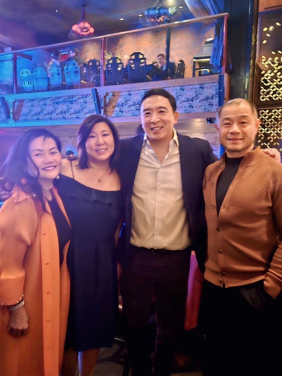 Esther Yang tweet media