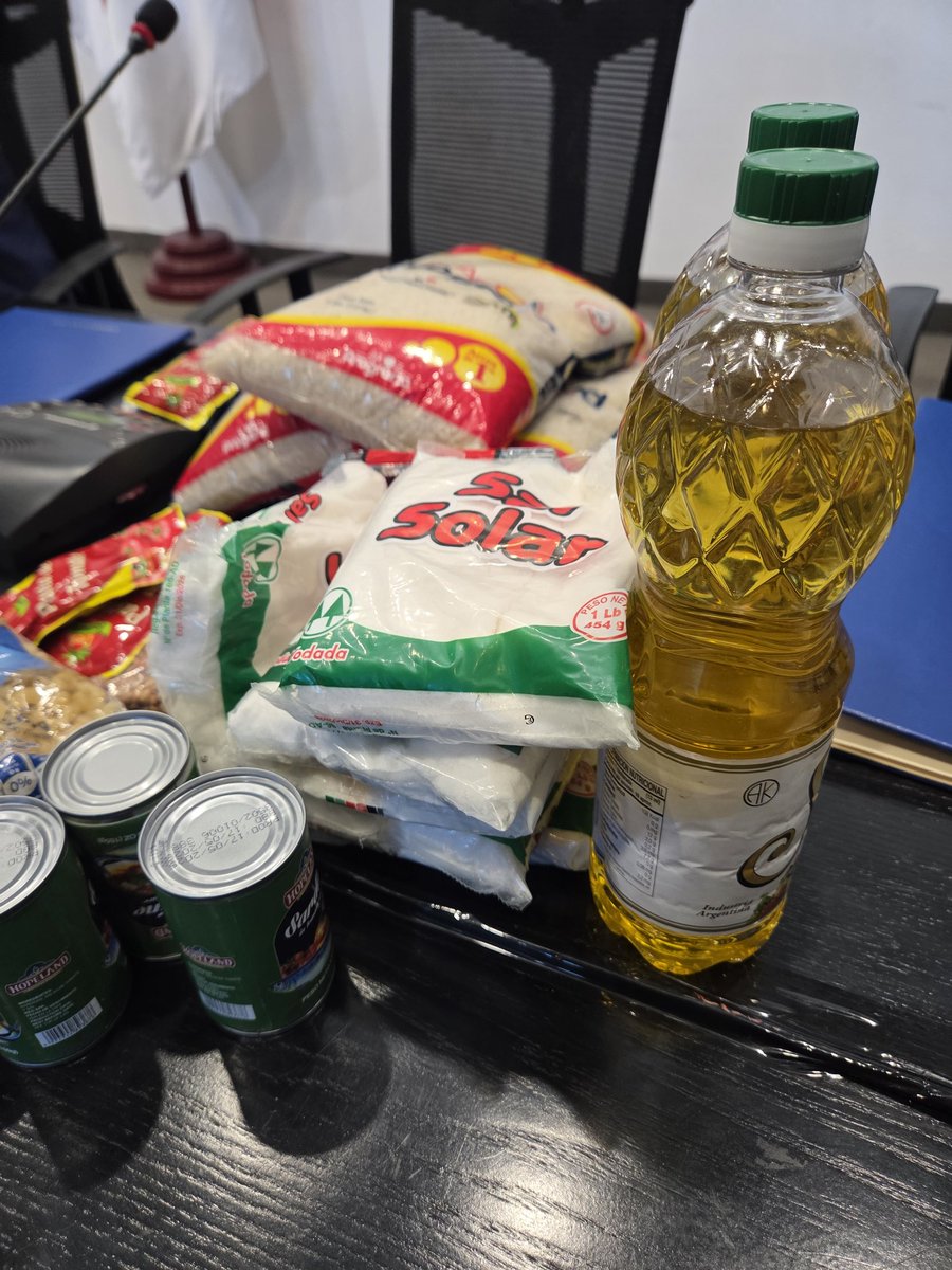 En estos momentos: Primer debate de mi inciativa, con la cual se busca modificar la Ley 70 de 1975 que crea el IMA y determina sus funciones.

Comisión en vivo ⤵️

youtube.com/live/-RhSlr1Wj…